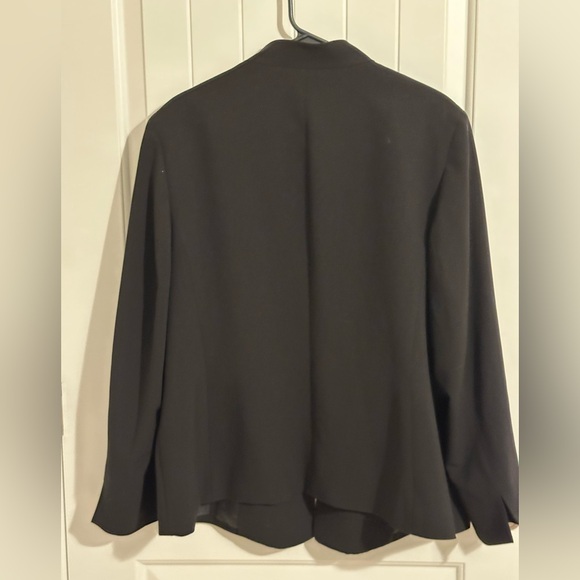 Jones Studio Women's Black Blazer - Picture 2 of 4